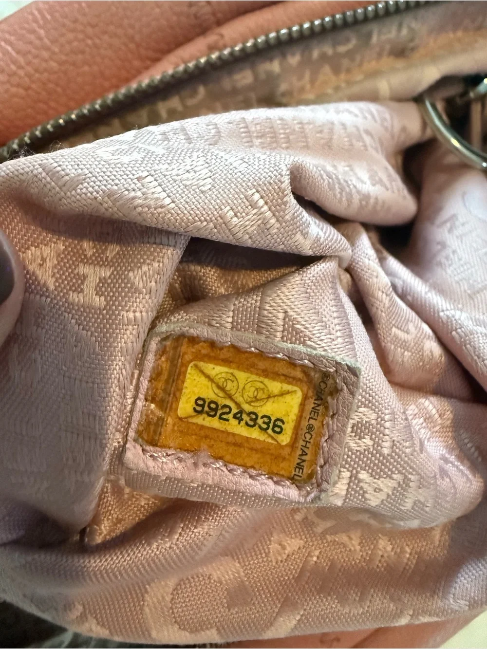 CHANEL Coral Pink Caviar Leather Shoulder Bag with Metal Logo GUC GA000